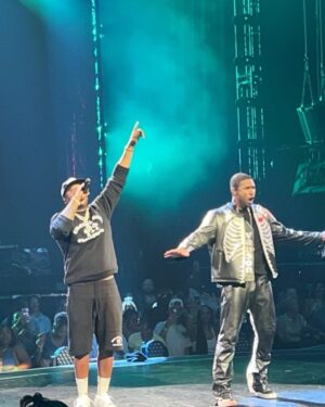 Jadakiss Instagram - i’d like to thank @usher and his team for their amazing hospitality!!The “My way” show is a must see 🔥🔥🔥🔥🔥🔥🔥