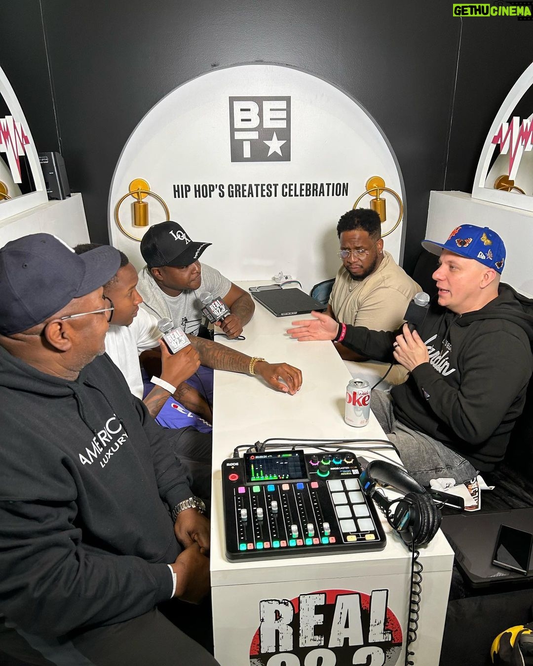 Jadakiss Instagram - working with my guys for their first experience at the BET awards ran into a couple 🔥 artist on the walkthrough