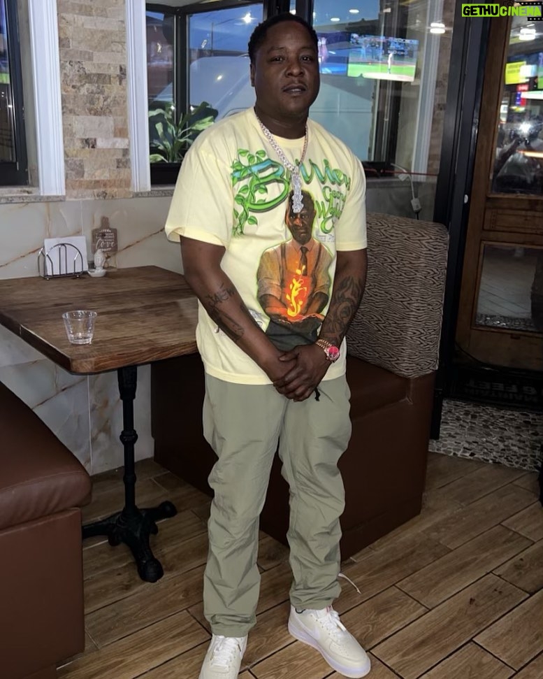 Jadakiss - 27K Likes - The love be Fake but the Hate be Genuine