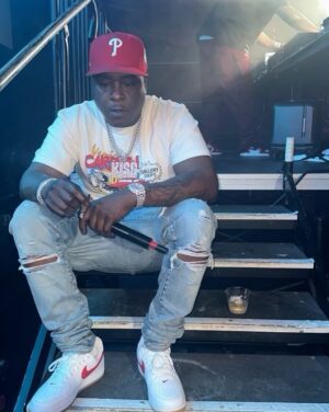 Jadakiss Instagram - Deep Concentration…..Philly