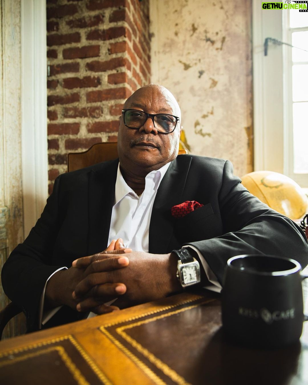 Jadakiss - 21.9K Likes - For the love of Pops, today we are clinking our coffee mugs and taking several sips in honor of the Maestro, el Jefé, the Godfather of Coffee himself, Bob Philips. May your cup be filled with a robust harvest, health, and happiness! Enjoy your day.
Happy Birthday Pops! We love you!
@kisscafecoffee #fortheloveofcoffee