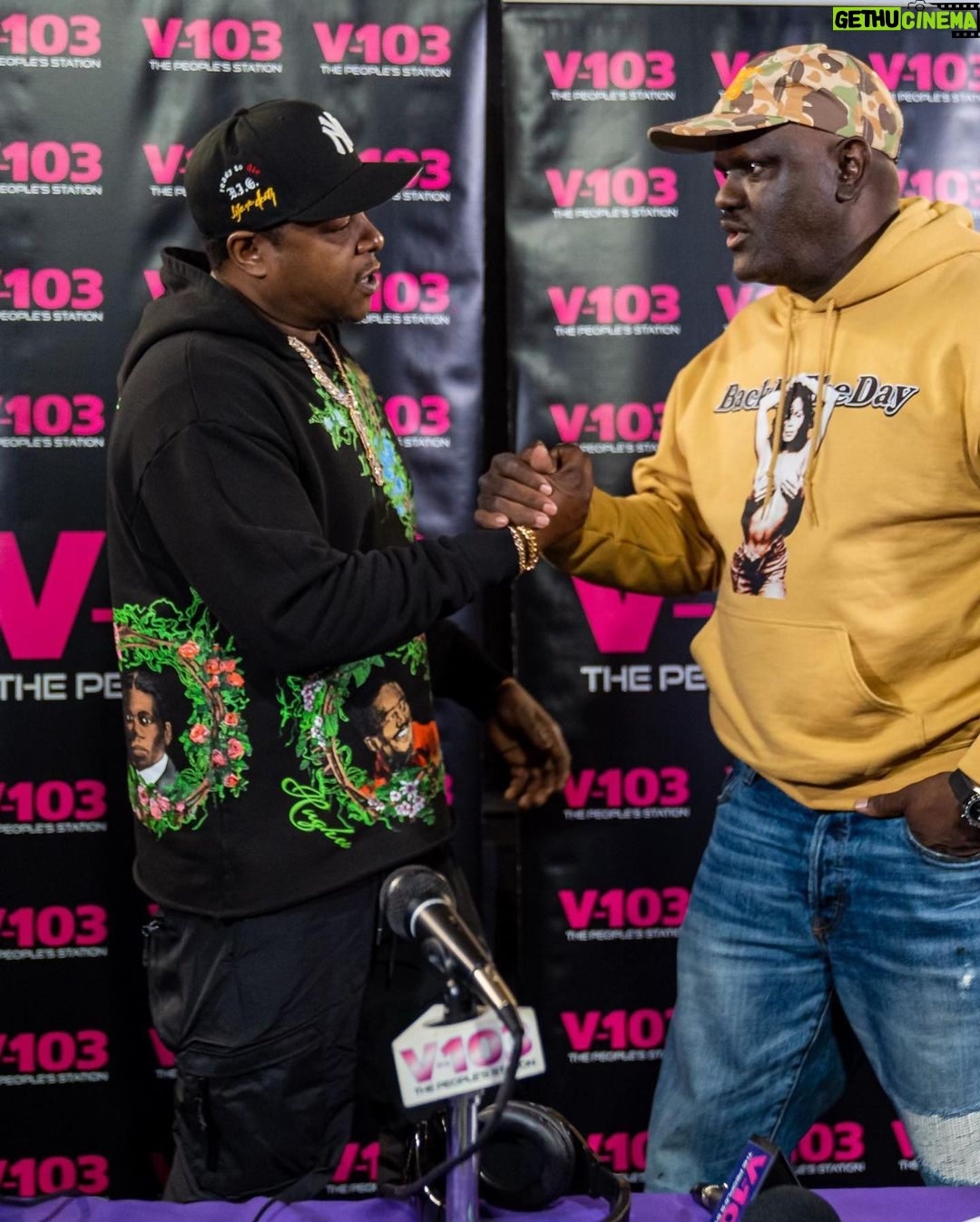 Jadakiss - 24K Likes - Me asking @kay_rosewood I wonder if they love me in ATL just swipe 👉🏾 To see the results lol
@penpushasphotography on the shots