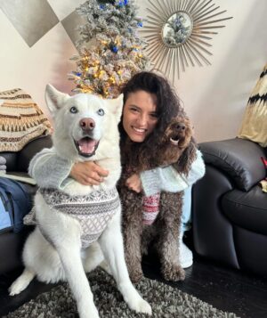 Jade Chynoweth Instagram - Feeling very blessed and lucky this year… for my family, health, safety, and all the love around me. 
I have an extra abundance of appreciation for my life…and wish that myself and anyone who reads this, to keep the families, children, men, and women who are experiencing extreme loss, devastation, and sadness in your hearts, thoughts, and prayers. We just need to keep aspiring to be better people and we can fight to  create a world that inspires change so that everyone despite race, religion, age, or gender can live in peace. We are all deserving of love. We should protect each other and our planet.🤍🙏🏼