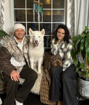 Jade Chynoweth Instagram - Feeling very blessed and lucky this year… for my family, health, safety, and all the love around me. 
I have an extra abundance of appreciation for my life…and wish that myself and anyone who reads this, to keep the families, children, men, and women who are experiencing extreme loss, devastation, and sadness in your hearts, thoughts, and prayers. We just need to keep aspiring to be better people and we can fight to  create a world that inspires change so that everyone despite race, religion, age, or gender can live in peace. We are all deserving of love. We should protect each other and our planet.🤍🙏🏼