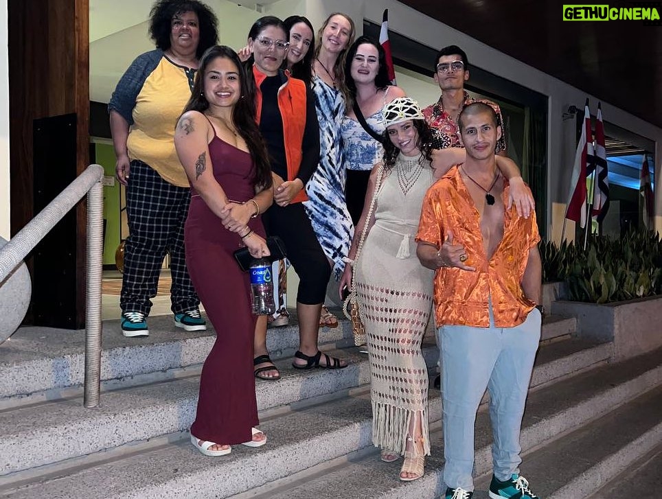 Jade Chynoweth Instagram - Feeling the love… Costa Rica Round 2 was amazing!!!! Thank you to all of brave adventurers and ogs that came to Costa Rica with us! I know it’s scary to go on a trip in another country with people you’ve only seen on the phone, but Lito and I are so grateful! Each of you are our new friends and adventure buddies, and we hope to keep attracting genuine beautiful people to add to our squad! Where should we go next??