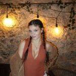 Jade Chynoweth Instagram – 🇫🇷🧳🚃🍊🇵🇹✨🌍