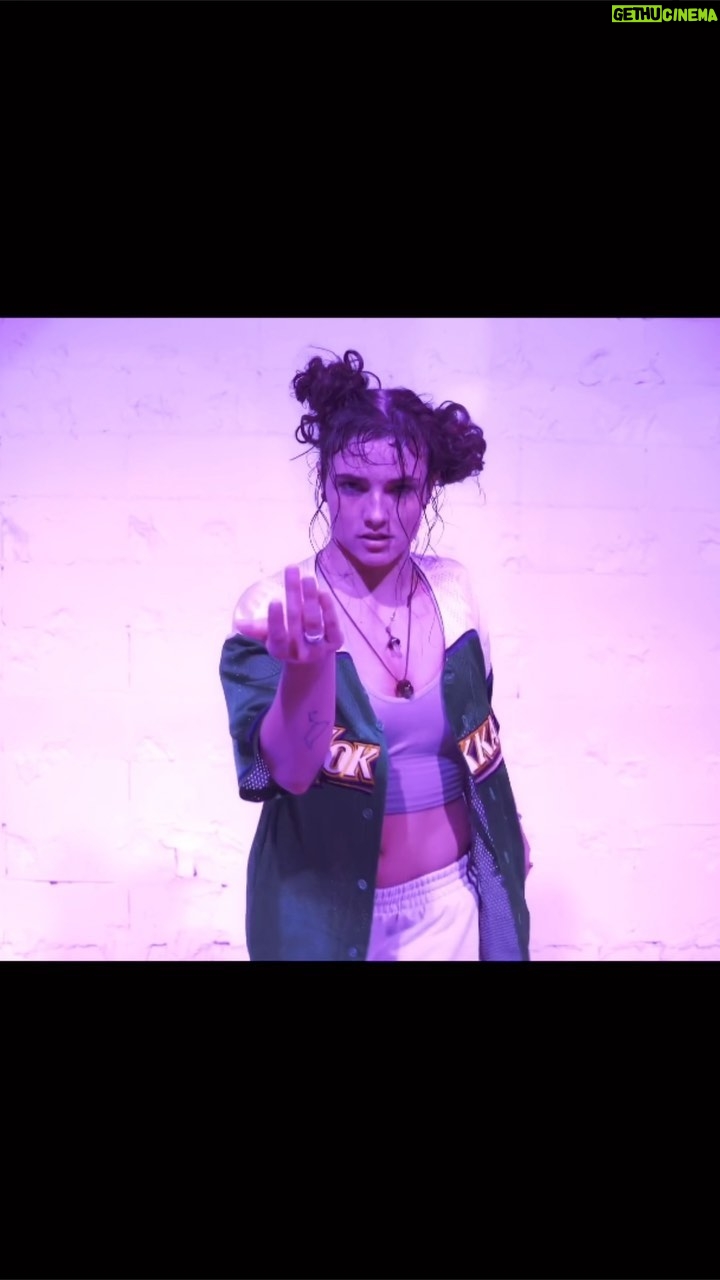 Jade Chynoweth Instagram - You were my prey😈 Second class in Tokyo with @dance_creative_they Posting full video on my YouTube soon because the dancers killllllleeeddd this ish! Aaliyah 😇 “Are You That Somebody” Wearing Jade X @fuego.dance