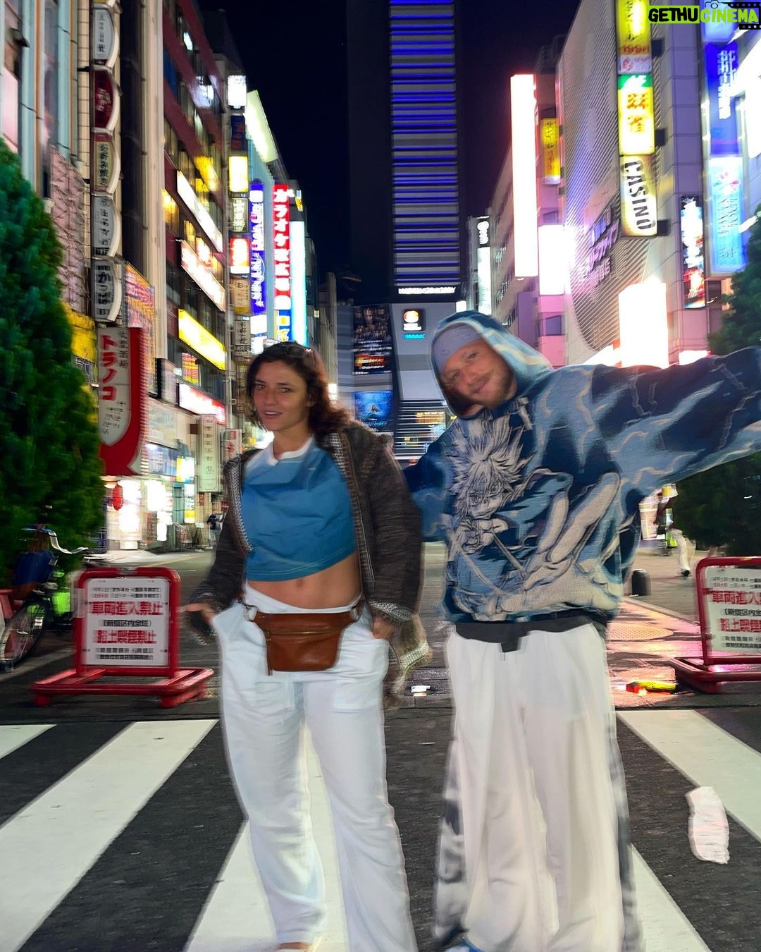 Jade Chynoweth Instagram - Japan Week 1~ Tokyo and Sendai First time traveling the world with my best friend @jagerchynoweth2 It’s been surreal to live out our anime dreams ✨👘🇯🇵 Next stop Fujikawaguchiko 🗻 Let the hiking begin💪🏼 Tokyo, Japan