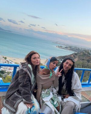 Jade Chynoweth Instagram - Find me on the rooftops of Tunisia 🇹🇳 

Super grateful for this trip and to @urbandance.united for bringing me out to teach. From the amazing classes/students, to the days of exploration, to traveling the world with my Lito, to seeing my homies, my heart is so full and happy✨

Brought some Jalito love to North Africa 💕😝
Can’t wait to share the class footage!
#tunisia #dance #travel #northafrica