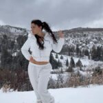 Jade Chynoweth Instagram - On The Tenth Day Of Christmas, I Took It To Another Galaxy 🌌❄️ “Where Did You Come From-Amapiano Remix” by @carlitosway89 ! If you want to check out this whole song go over to iTunes and give it a listen😍 #12DaysOfJademas #Day10 #TheTenthDayOfChristmas #dance #amapiano #snow #12daysofchristmas