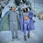 Jade Chynoweth Instagram – Had to pull the fam together for a little @offhours.co photo shoot. Featuring the sickest, comfiest overcoats.🙏🏼🙏🏼🙏🏼
Check them out🤍
