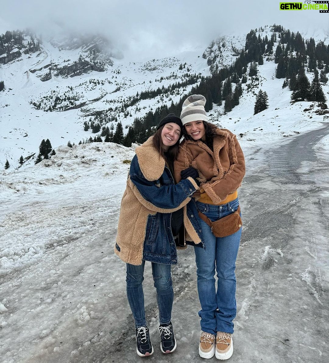 Jade Chynoweth Instagram - And just like that…our Europe teaching tour is over🥺🫶🏼 10 Days of memories, amazing people, friendship, no sleep, dance, and good food. I couldn’t be more grateful for the life I get to live and I always promise to be the best person i can be and to never waste any of my blessings. I try to give as much love everytime I teach and travel…usually it would be hard, but the love I receive in return is overflowing🤍 Thank you to everyone who hosted us, to all of the dancers and people who came to our classes, and lastly to @kayceerice for being the little sister I never had…I truly cherish you so much.