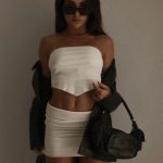 Jade Picon Instagram - março off na @jadejade ❤️‍🔥 site todo até 70%off por tempo limitado! correee 😮‍💨
