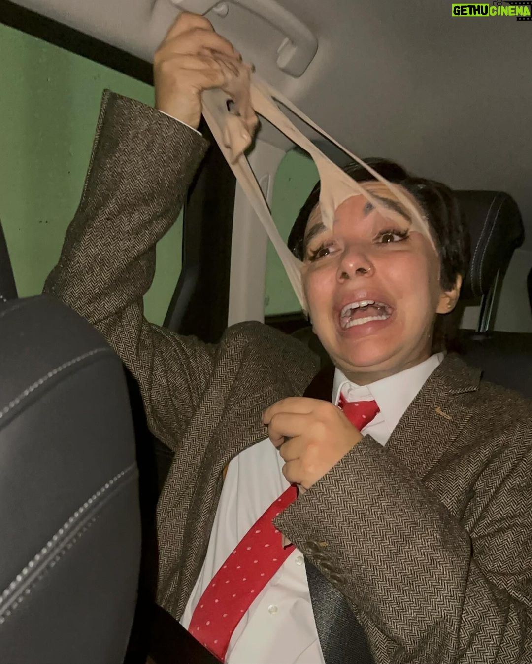 Jade Thirlwall Instagram - Halloween - itβs Bean emotional π« π§Έππ§π½ββοΈπ₯°π₯§π