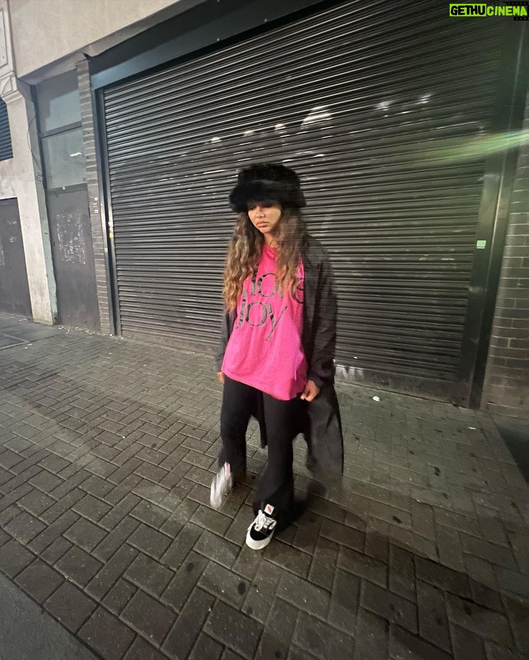Jade Thirlwall Instagram - It’s always ‘barbenheimer’ and never ‘oppenarbie’ 😣🌸🫨💖😪