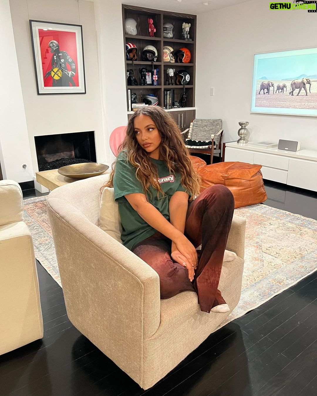 Jade Thirlwall Instagram - *Rachel Stevens voice* sweet dreams my LAX đŠī¸đ