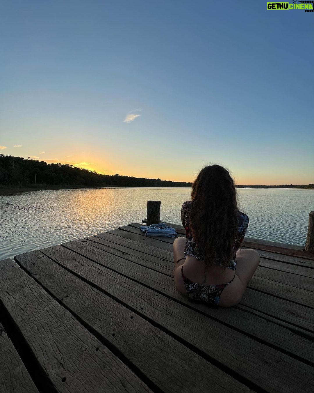 Jade Thirlwall - 439.7K Likes - Took a much needed “millennial pause” 🫠☀️🤪💫