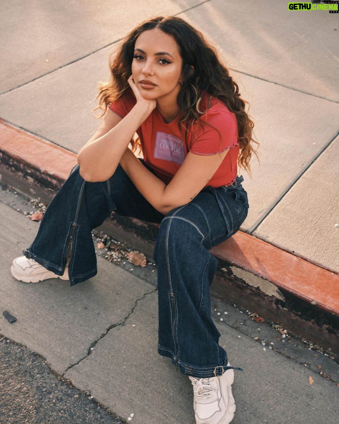 Jade Thirlwall Instagram - *Rachel Stevens voice* sweet dreams my LAX đŠī¸đ