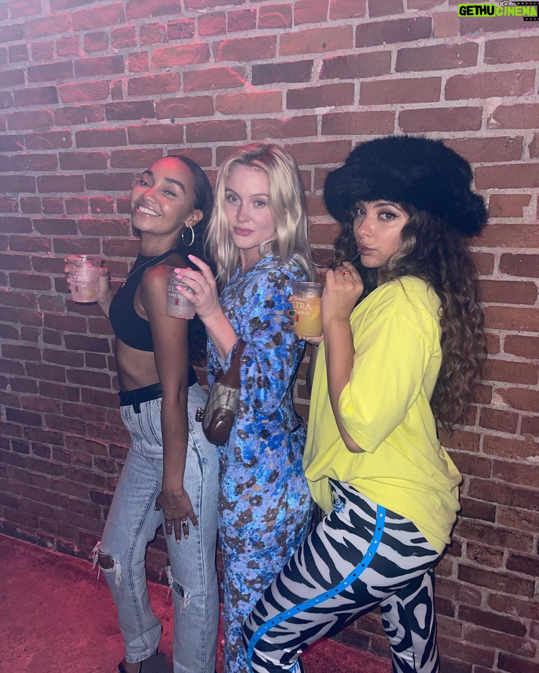 Jade Thirlwall Instagram - πΈπΌπ disconnect to reconnect ππΌπΈ