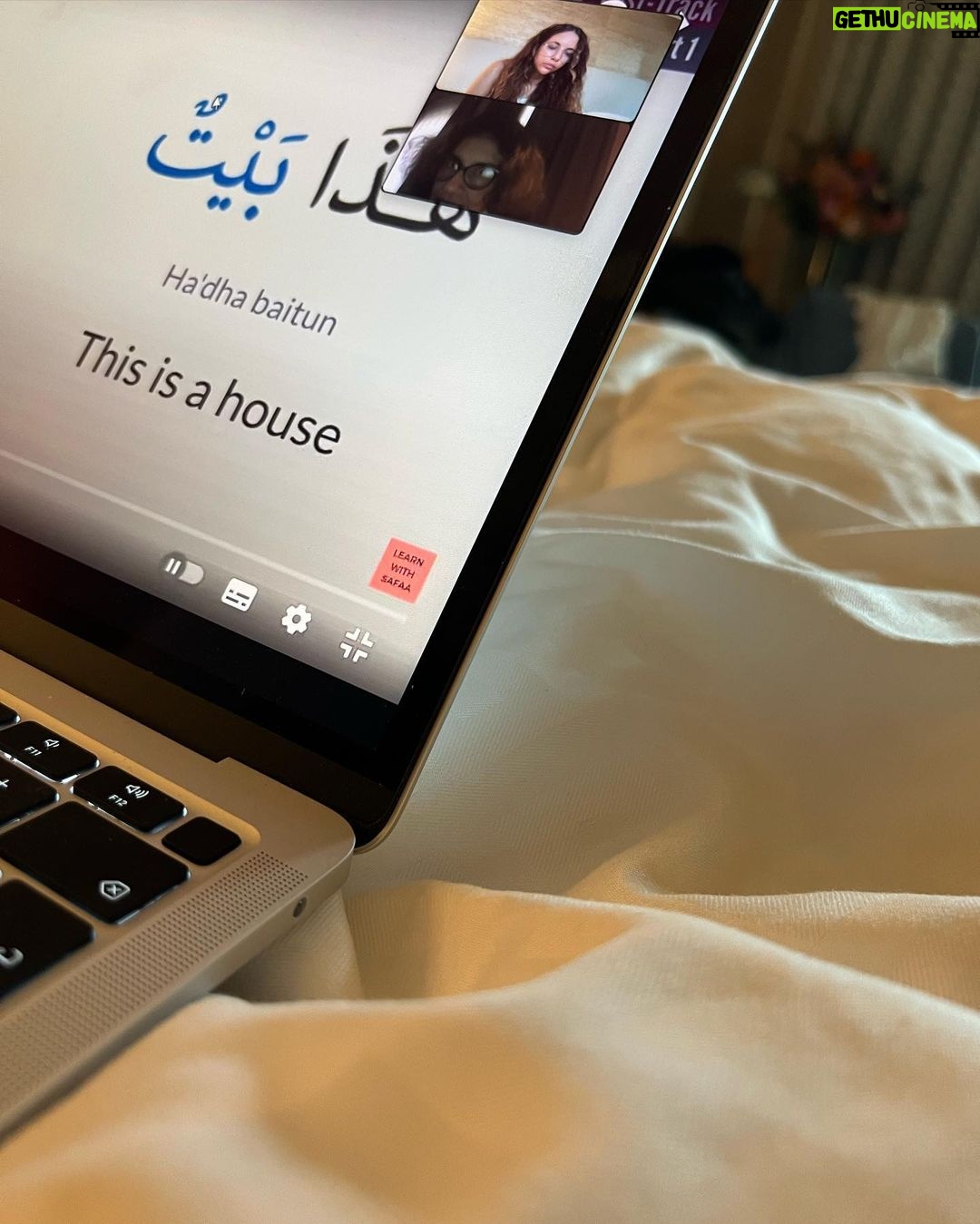 Jade Thirlwall Instagram - good stuff ♥️🍓💋📕🏠🥤
