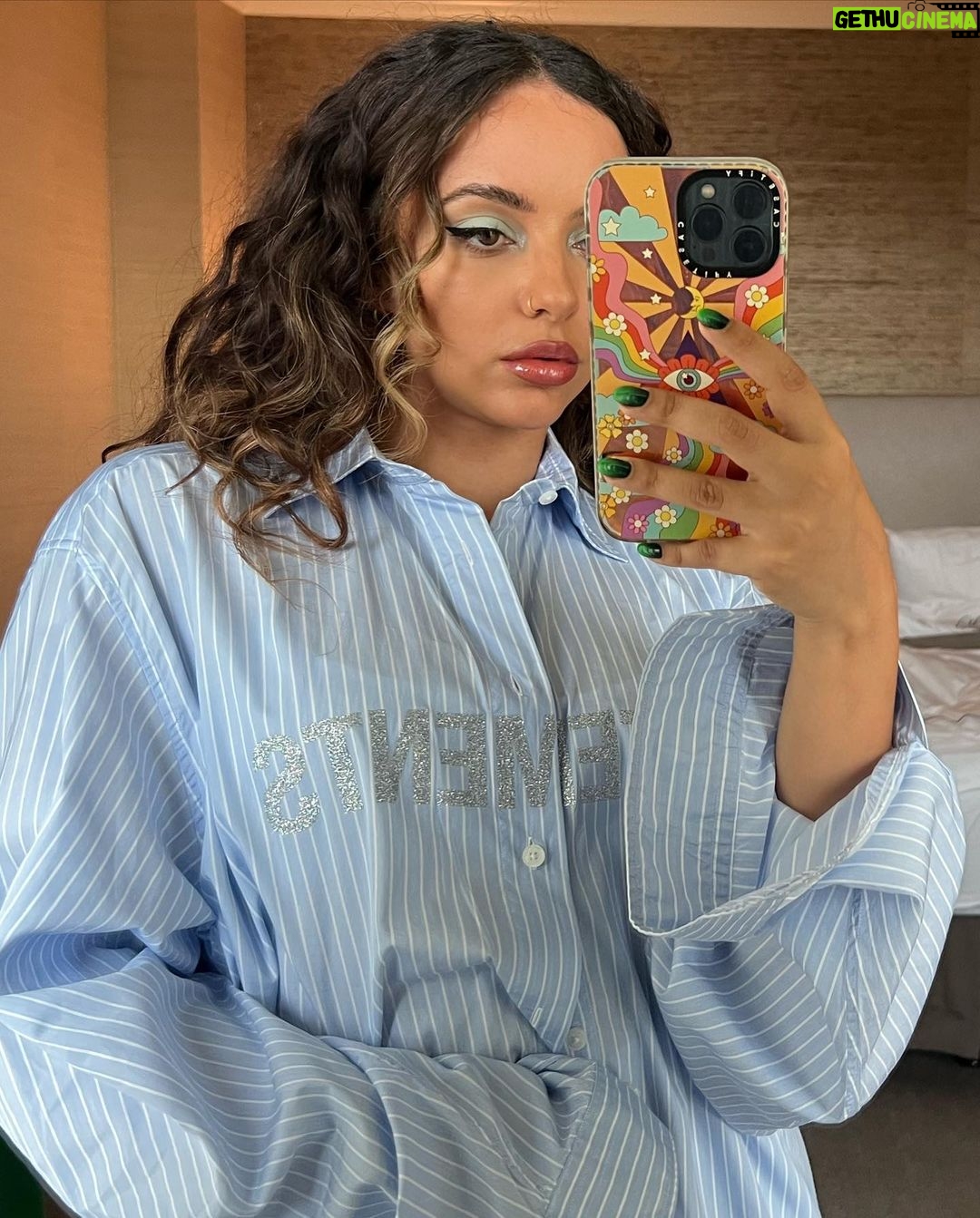 Jade Thirlwall Instagram - Jade trivia. Blue (da ba dee) was the first song I ever publicly sang on karaoke π½π§ββοΈπ¦πͺΊππ«π§