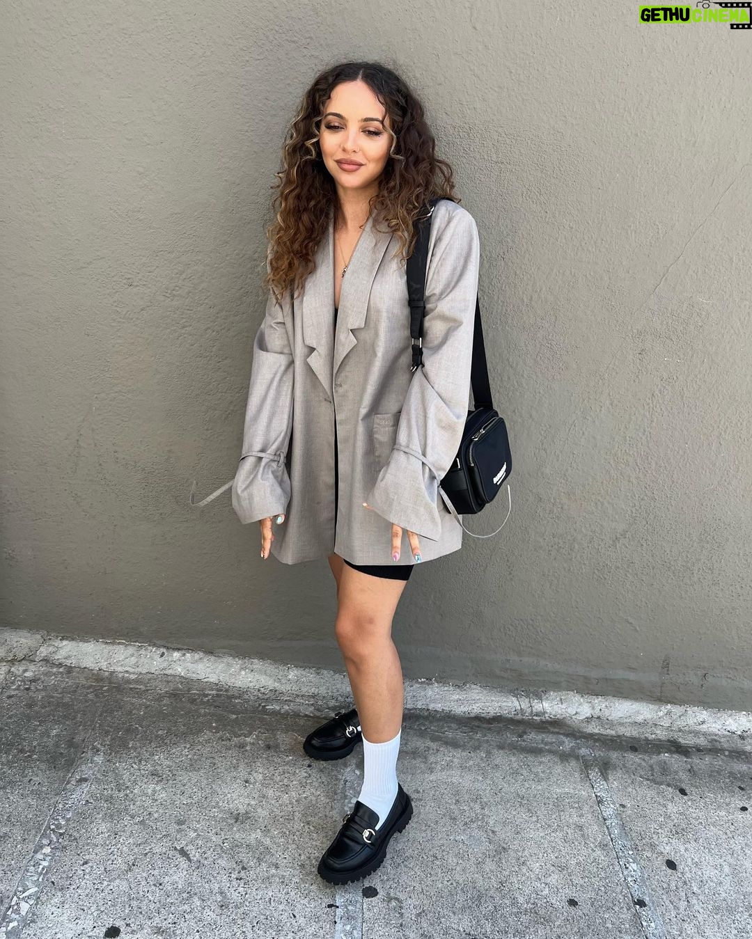 Jade Thirlwall Instagram - Sun is shining and Iām sweating my tits off šš³š¦š„