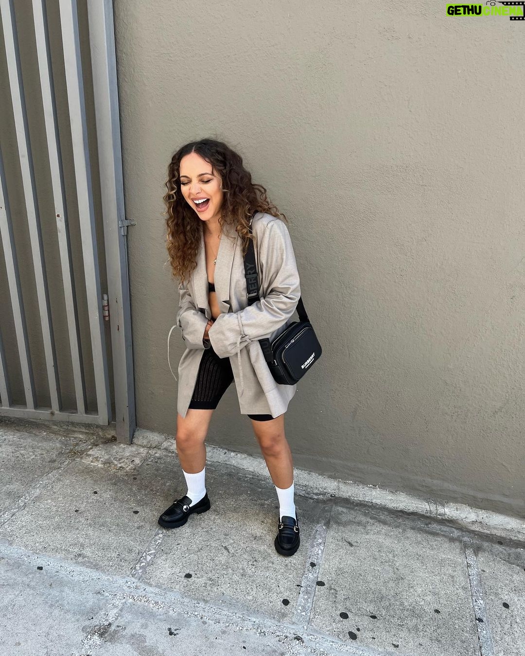 Jade Thirlwall Instagram - Sun is shining and Iām sweating my tits off šš³š¦š„