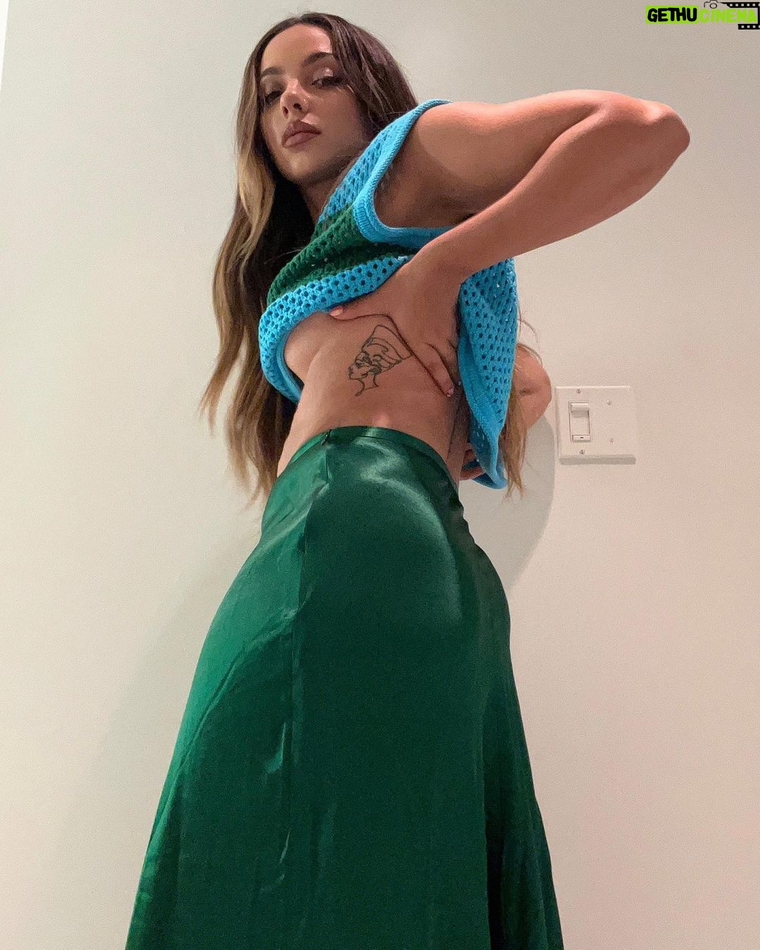 Jade Thirlwall - 301.5K Likes - Jade Day. I exist. You’re welcome 💚🦋🐛