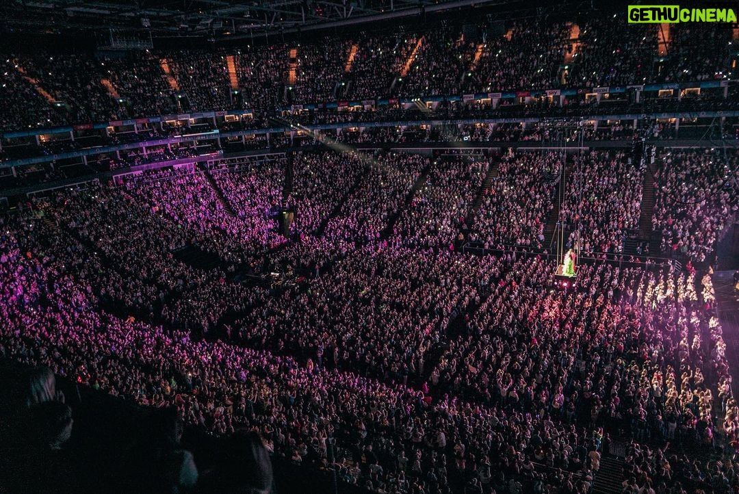 Jade Thirlwall - 311K Likes - I still haven’t really processed this so all I’ll say for now is thank you to anyone and everyone who has been a part of this Confetti tour. Thank you to those who have contributed to our success over the years and helped shape us into the group we are today. This tour was a celebration of over 10 years for us and our fans. I’ve left it beaming with pride and my heart so full ♥️