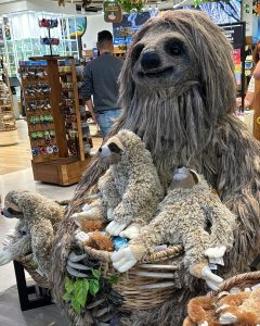 Jade Thirlwall Instagram - Obsessed with sloths bye 🦥