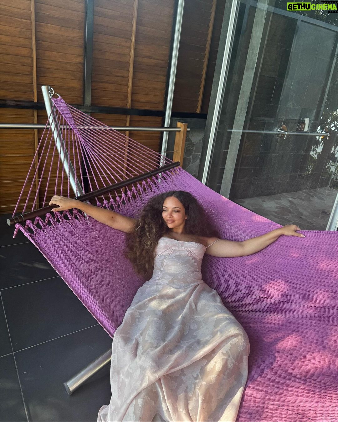 Jade Thirlwall Instagram - Boyfriend’s job on holiday: great company ✔️ encourage new adventures ✔️ take photos of me and tell me how great I look ✔️