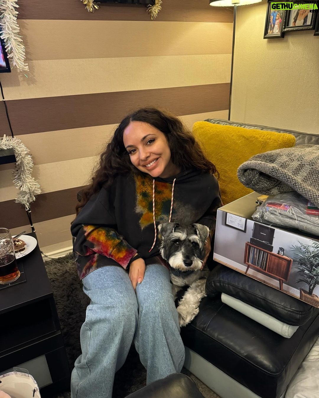 Jade Thirlwall Instagram - just more dogs and love and little Jade