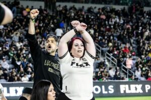 Jaime Camil Instagram - WE. ARE. LOS. ANGELES. 💪🏽🖤💛 Bienvenidos a la ciudad de campeones @clubleon_oficial… LFG! #blackandgold #champs @lafc @lafc3252 #lafc #lafc3252 #barrioangelino #weownla @thechampions