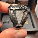 Jaime Camil Instagram - The love I have for @lafc @lafc3252 is unmeasurable 🖤💛 Thank you @lafclarry @lafcrich and all #LAFC owners/managers 🙏🏽🙇🏽‍♂️ I’m extremely humbled by your kindness and generosity ☺️ This championship ring represents 5 years of uninterrupted support, being at all home games, dozens of “away” games, tears, screams, joy, laughter and inexplainable passion. I’ll wear it with pride. You can find rings and championship LAFC jewelry at https://lafcrings.com @baronchampionshiprings This ring features: 67 white diamonds representing total season points, 128 black diamonds to commemorate Bale’s goal at the 128th minute during the final, the left shoulder shows the team’s jersey pattern and 78 total white diamonds celebrating all goals from the season, right shoulder presents name and year of the championship and supporters’ Shield, inside engraving features the scores of all three playoff victories and “Forza Mo”, paying respects to our beloved Mo Fascio and finally, outside shank engraving holds our rally cry… “FOR LOS ANGELES”.