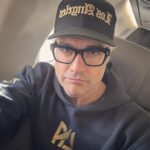 Jaime Camil Instagram - Seattle bound… 💪🏽🖤💛 @lafc @lafc3252 #lafc #lafc3252