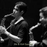 Jakapan Puttha Instagram - Me & Koh Saxman ตั้งแต่ตอนที่ผมเล่น Saxophone ผมได้มีโอกาสดู พี่โก้ แสดงที่ต่างๆ ผมชอบเสียงของ saxophone มากและทำให้ผมรักมันมากขึ้นไปอีก และวันเกิดผม ผมได้มีโอกาสร่วมงานกับพี่โก้ และพบเจอครั้งแรกผมประทับใจมากครับ เหมือนผมได้พี่ที่ใจดีเหมือนได้คุยกับพ่อตัวเอง สบายใจ และให้กำลังใจผมตลอด และต้องขอบคุณที่มาร่วมแสดงเพลง versace on the floor ด้วยกัน นับเป็นเกียรติมากครับ ขอบคุณครับ “พี่โก้ saxman” @kohmrsaxman #TheRebornBuild #TheRebornOfBuild #buildfirstsoloconcert