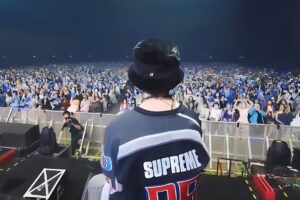 Jakapan Puttha Instagram - เป็นงานวันเกิดที่พิเศษมากๆ สำหรับผม ผมขอบคุณทุกคนที่มาร่วมแสดงความยินดีและมีความสุขไปด้วยกัน
ขอบคุณทีมงานทุกท่านที่ตั้งใจ ทุกๆทีม ล้วนมีความสำคัญกับงานนี้มาก หากมีประการใดทีผิดพลาดขออภัยไว้ ณ ที่นี้ และขอขอบคุณทุกๆคนที่ร่วมกันอวยพร ผมมีความสุขมากครับ เป็นปี 29 ที่มีความสุขที่สุด 
และทำให้ผมรู้ว่า ผมไม่ได้อยู่คนเดียวอีกต่อไป ผมมีพวกคุณ ผมได้เห็นภาพที่ไม่คิดว่า จะได้เห็นในชีวิตนี้ 
ความรัก และ ความสุข ผมมองเห็นมันแล้วครับ 💙 
ขอบคุณครับ. 
เขียนไว้ ณ วันที่ 4 June 2023