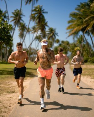 Jake Paul Instagram - In 3 days I fight for the Paul family, for Jutta, for my amazing team, my purpose, and to further change the sport of boxing. This is my most experienced opponent yet but I know this fight will be my sharpest fight. What a camp it’s been. What a year it’s been… 4 straight fights back to back and I’m sharper then ever. I continue to fall more in love with this sport which has given me a new life and light. Boxing, I owe you everything.. including Ryan Bourland’s head top. See y’all at the open workout tn. @mostvaluablepromotions