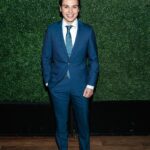 Jake T. Austin Instagram – Dapper with this dude @davidhenrie 
And congrats on the new show @mrjerryoc (suiting: @indochino #indochino #indochinoSS19) West Hollywood, California