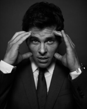 James Marsden Instagram - Flashback Friday courtesy of @vanityfair 
Thank you for the trip down memory lane. Link in bio for the full article. #fbf