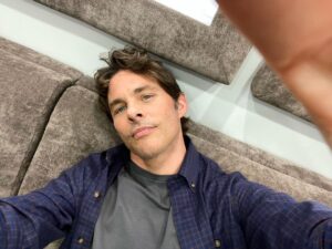 James Marsden Instagram - Work trailer photo booth sesh. 
📸 
#DeadToMe