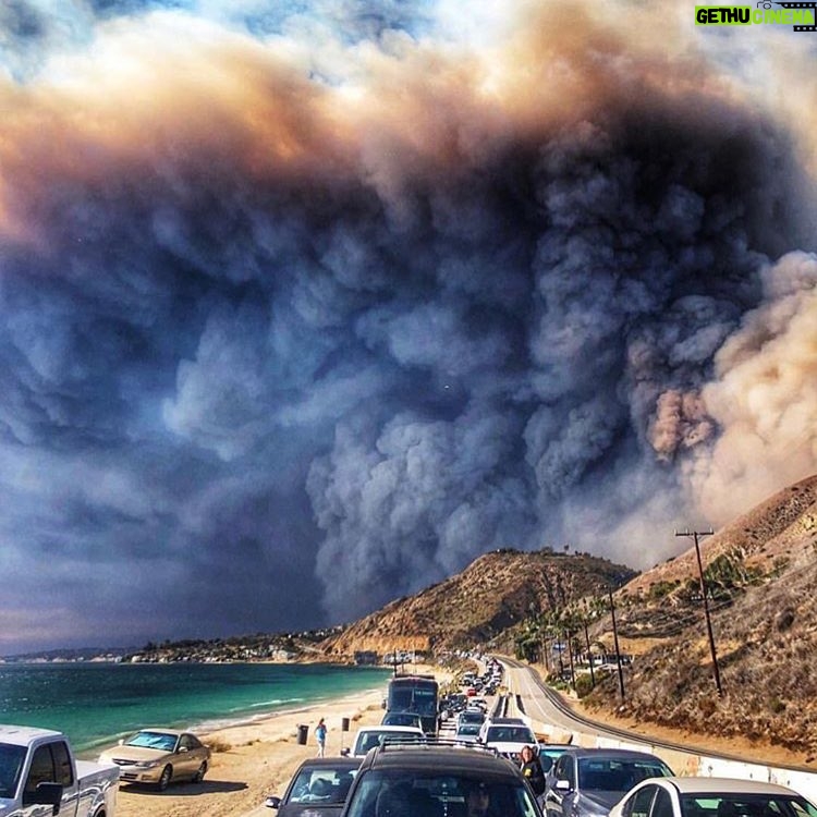 James Marsden Instagram - These wildfires in California have displaced hundreds of thousands of people and destroyed thousands of homes. The firefighters, the evacuees, the animals need all the help they can get. Please go to: www.cafirefoundation.org www.supportlafd.org www.nvcf.org Www.redcross.org ..to donate and support our firefighters and their efforts and all the evacuees who have lost their homes and need supplies and shelter. You can also call 1-800-REDCROSS or text the word REDCROSS to the number 90999 to make an immediate $10 donation. #campfire #woolsey #hillfire