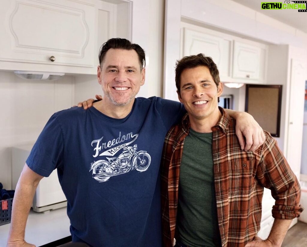 James Marsden Instagram - Jim and Jimmer. That’s a wrap on the #Sonic movie, and another check off the bucket list getting to work with this legend. “I hate goodbyes!!!” #JimCarrey #Sonic