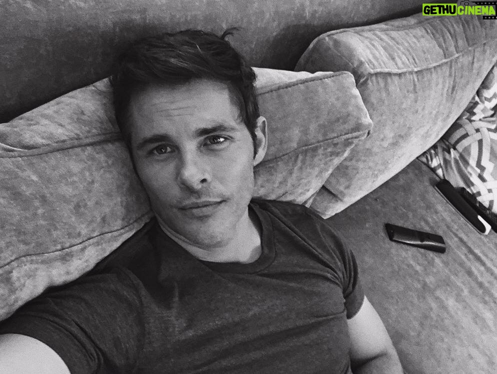 James Marsden Instagram - Happy Monday everyone! In my trailer, just waiting around in B&W. #Sonic