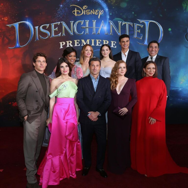 James Marsden Instagram - After 15 years we are BACK!! The original cast of Enchanted and some fresh new faces just to amp it up even more this time around. It was so nice to reunite and celebrate #Disenchanted at the premiere last night. Check it out tomorrow on @disneyplus