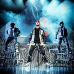 James Maslow Instagram - ORLANDO!! It feels damn good to be back… Comment your fav show this summer, and let me know if I’m gonna see you TONIGHT 👇🏻 📸 @aarongatewoodx @parisvisone Orlando, Florida