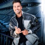 James Maslow Instagram - Milwaukee!! It’s been a while since I’ve been here, and I’m super excited to hang with you all at tonight’s show! Drop a comment below if I’m going to be seeing you at the show 🎸⚡️ 📸 @aarongatewoodx American Family Insurance Amphitheater
