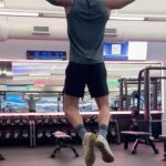 James Maslow Instagram – Big back and abs kinda day 🤙🏼 

Y’all voted the other day to see my workout so I did my best to record the major lifts and throw it together! Comment if you want a breakdown of the workout and I’ll get more specific next time 🕺🏻