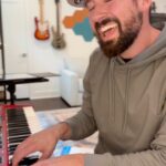James Maslow Instagram - Cover Girl - Big Time Rush 🎵 Back in the habit of practicing piano a little bit every day. Let me know what you want me to learn to play and sing next 🤙🏼 Nashville, Tennessee
