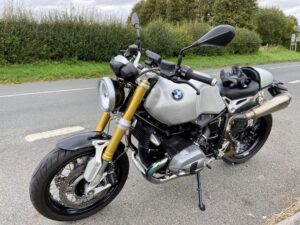 James May Instagram - A lovely day, and I’m back in love with my BMW.
